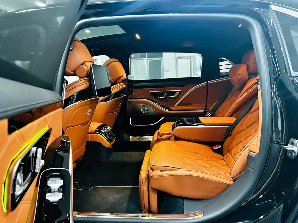Mercedes-Benz S-Class — миниатюра 11