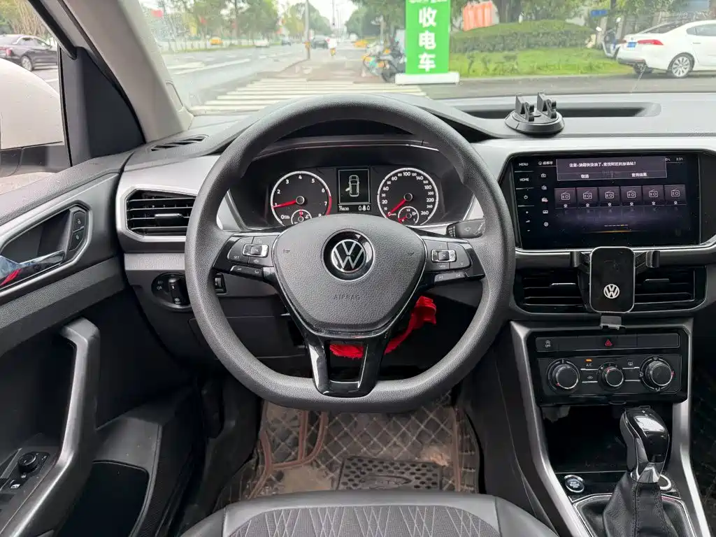 Volkswagen T-Cross — миниатюра 14