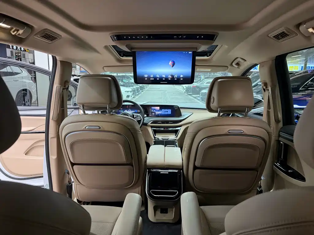 Buick GL8 Hybrid 陆尚 尊享版, фото 13