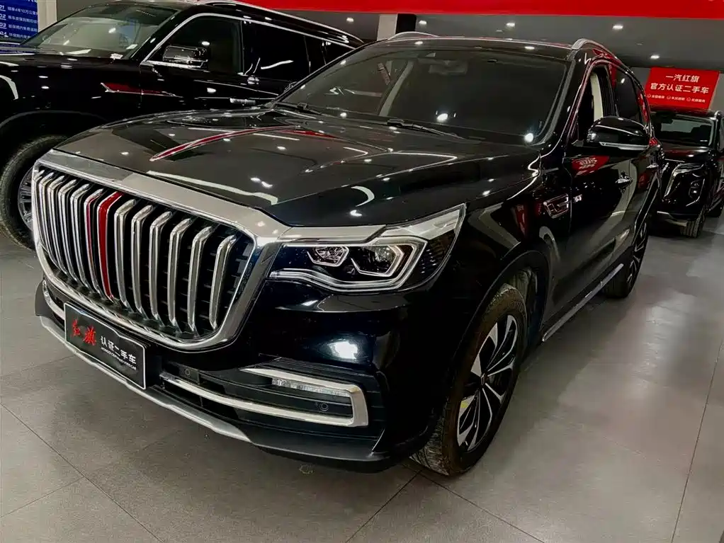 RED FLAG HONGQI HS7
