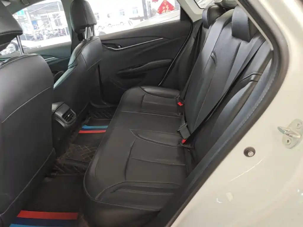 Buick Excelle — миниатюра 17