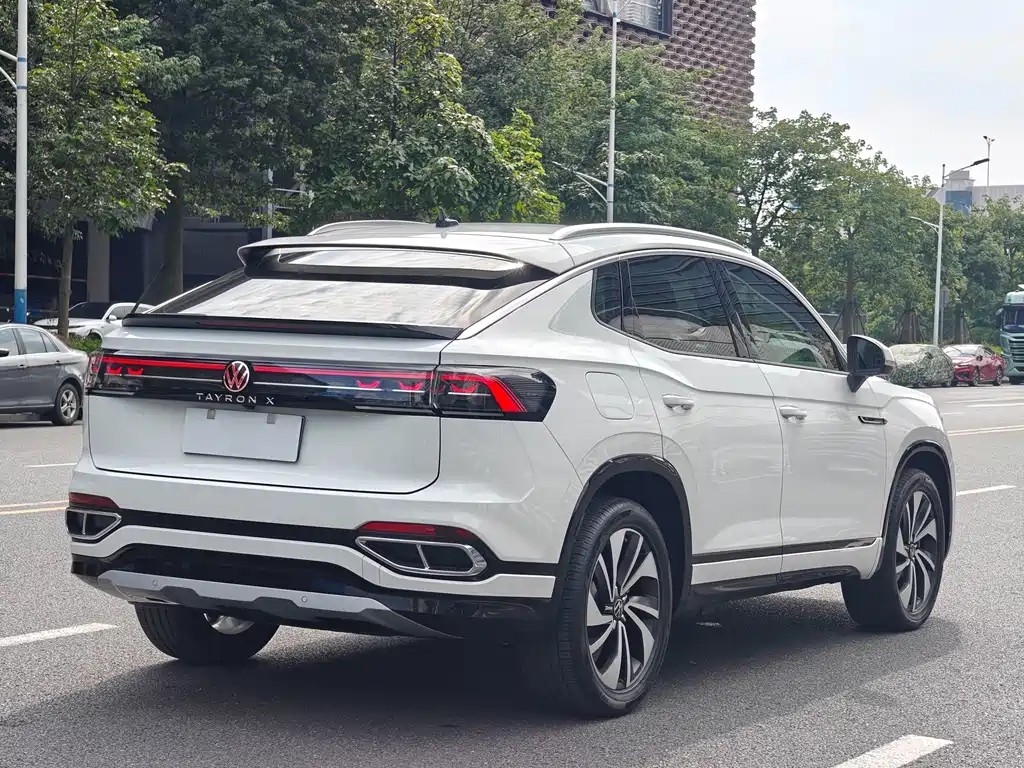 Volkswagen X — миниатюра 7