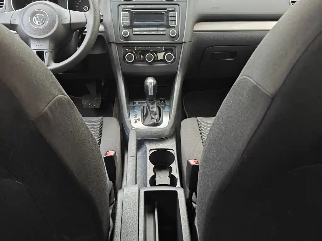 Volkswagen Golf — миниатюра 21