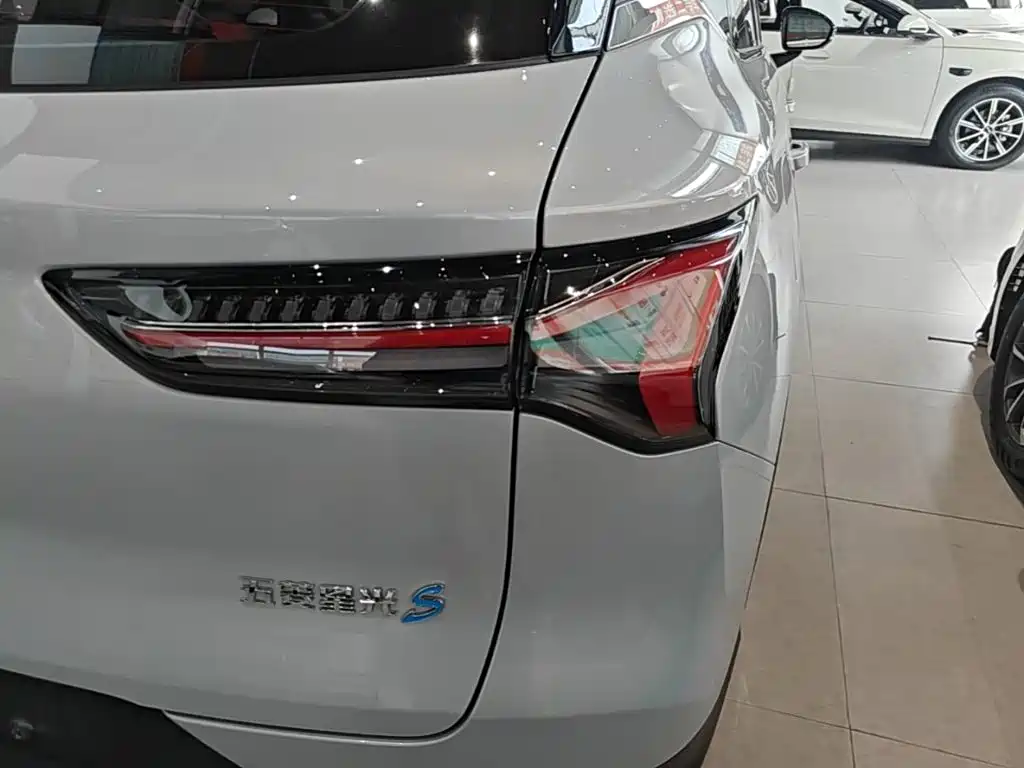 Wuling Xingguang S — миниатюра 8
