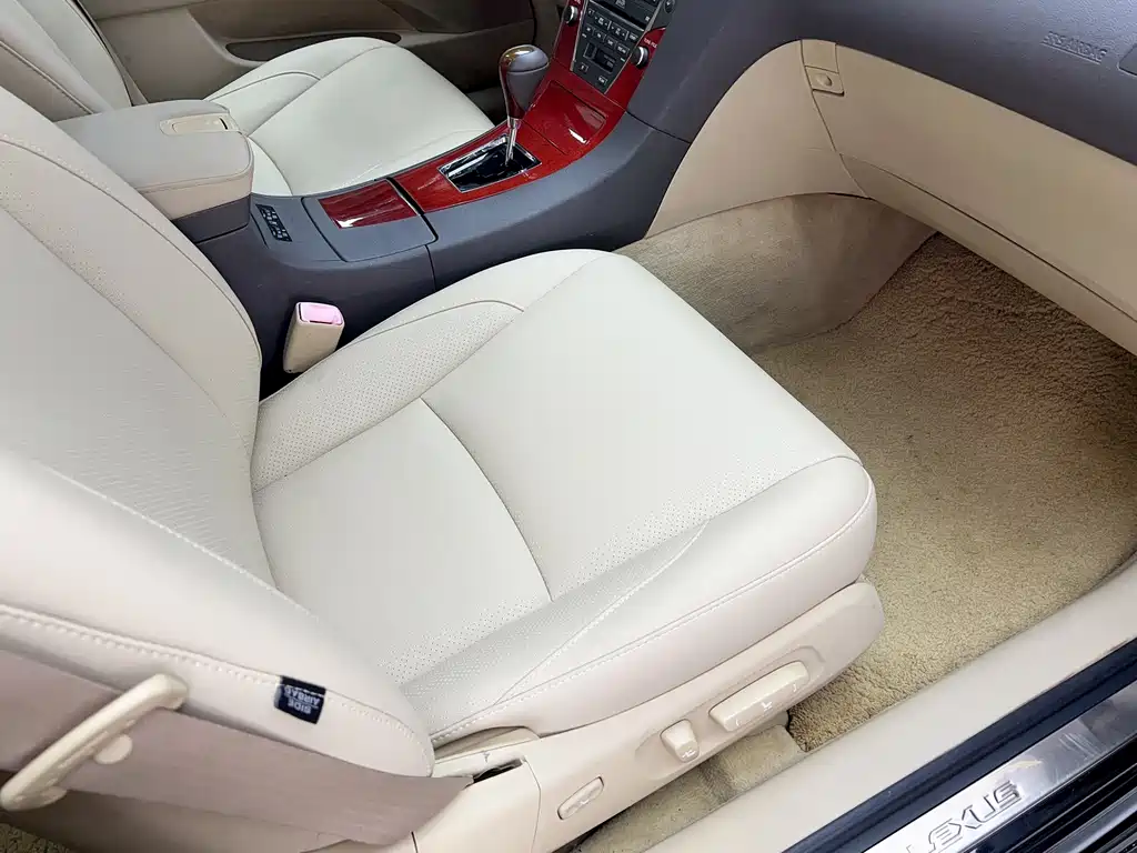 Lexus ES — миниатюра 22