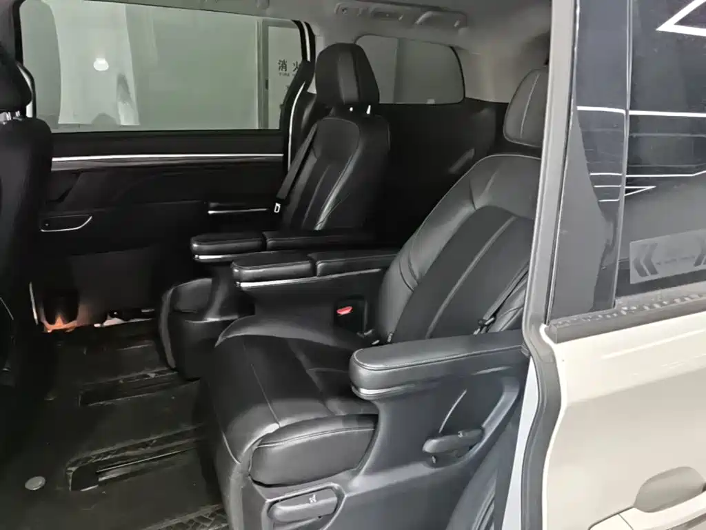 GAC Motor Trumpchi M8 — миниатюра 17