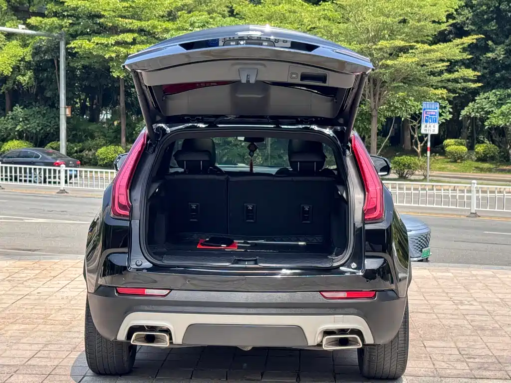 Cadillac XT4 Facelift 28T 2WD Leading Type, фото 7
