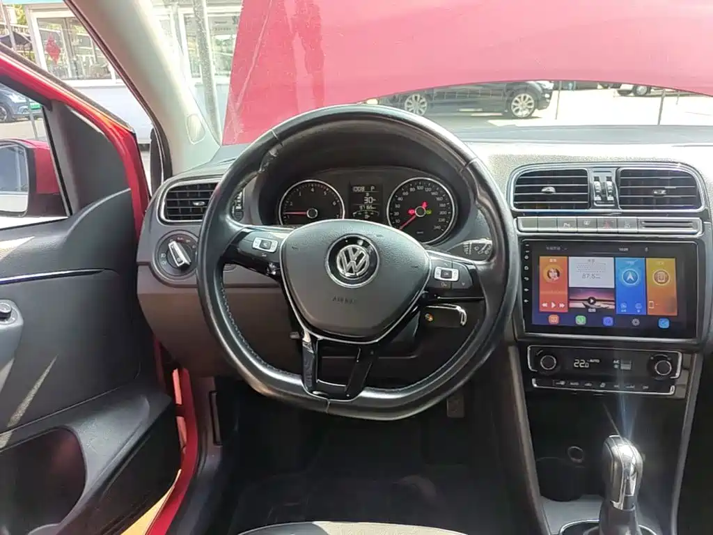 Volkswagen Polo — миниатюра 11