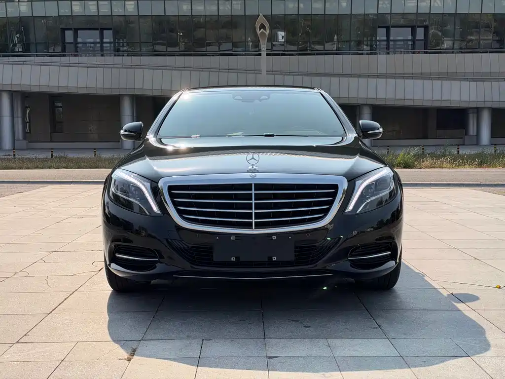 Mercedes-Benz S-Class — миниатюра 2