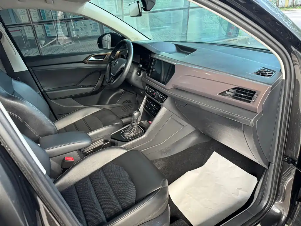 Volkswagen Tharu — миниатюра 12