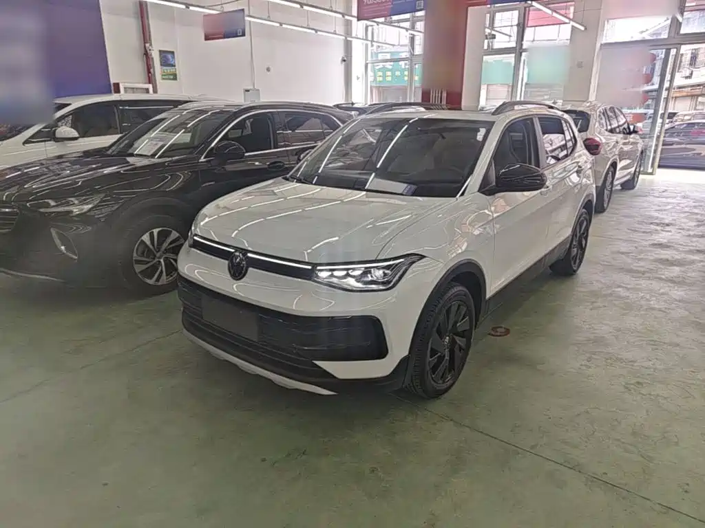 Volkswagen Tharu — миниатюра 2