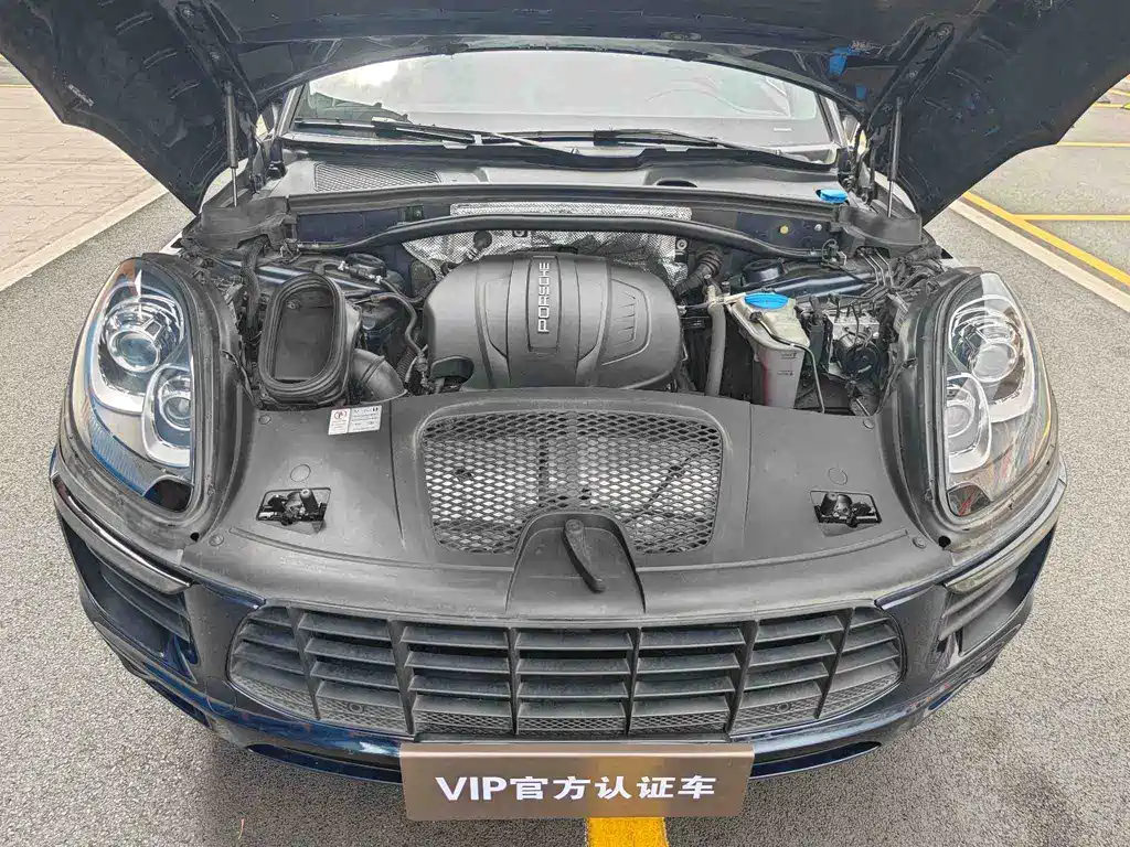 Porsche Macan — миниатюра 11