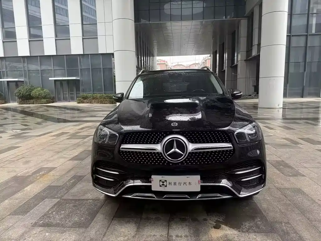 Mercedes-Benz GLE (Import) — миниатюра 2
