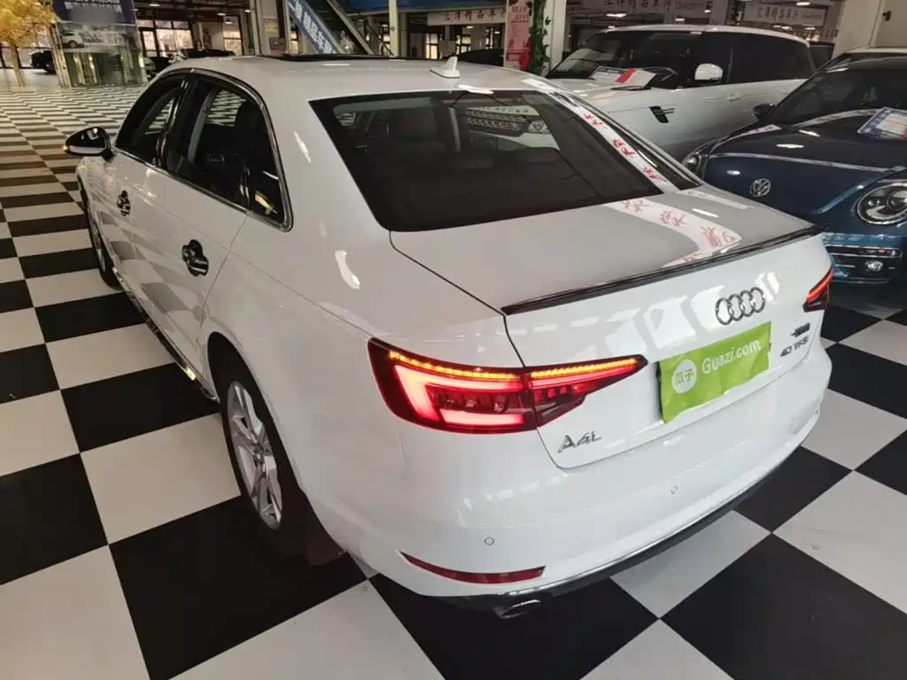 Audi A4L — миниатюра 5