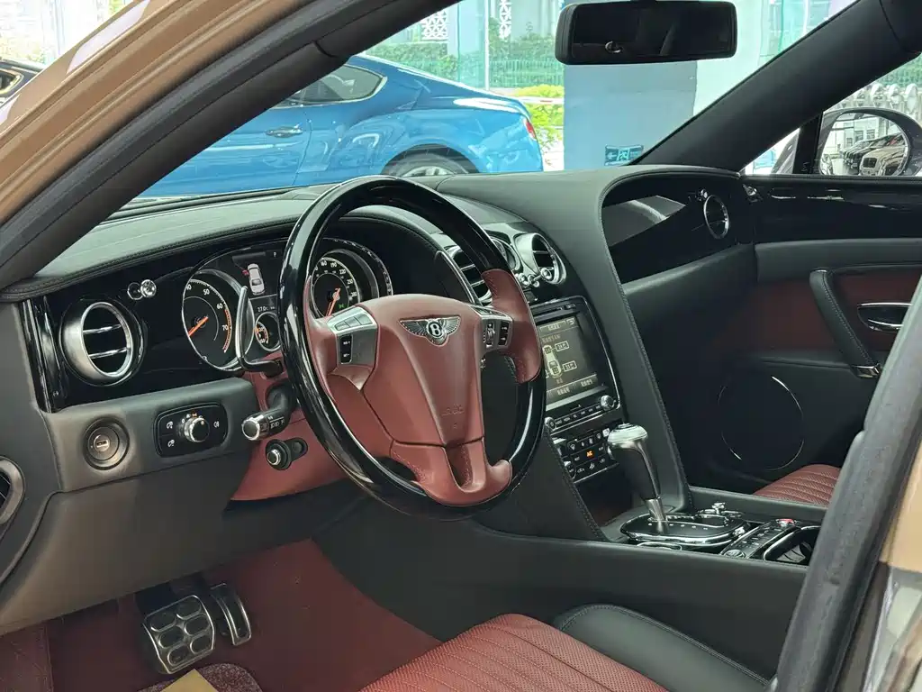 Bentley Flying Spur 2017 4.0T V8 S Standard