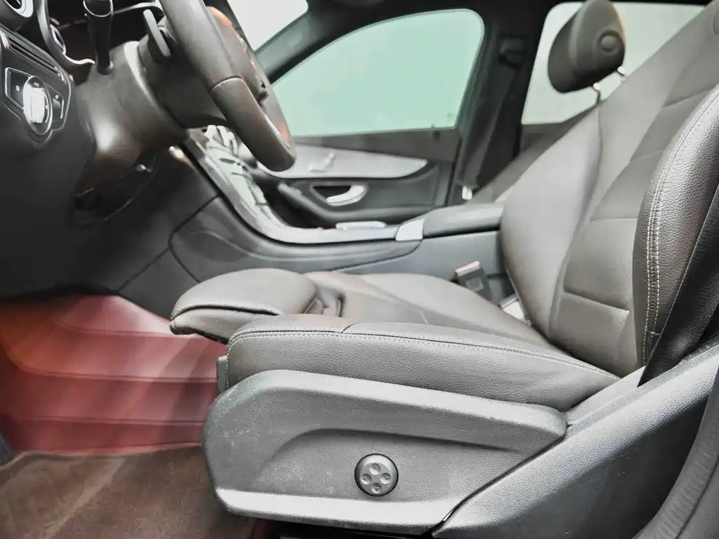 Mercedes-Benz GLC — миниатюра 8