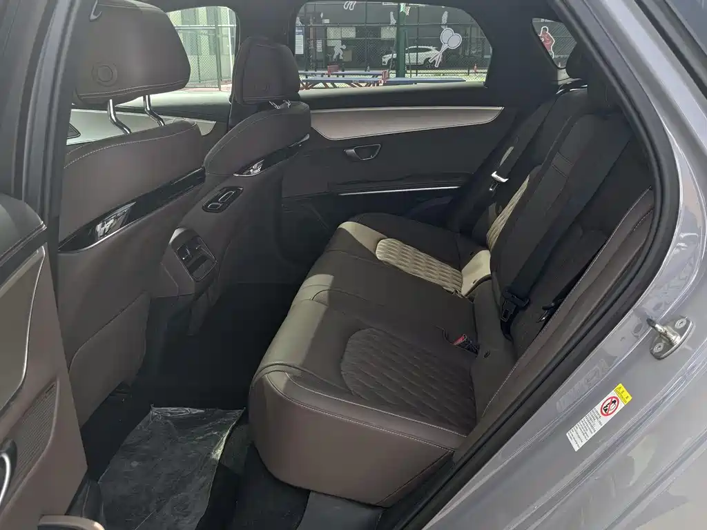 BYD Han 2025 DM-i Smart Drive 125KM Flagship