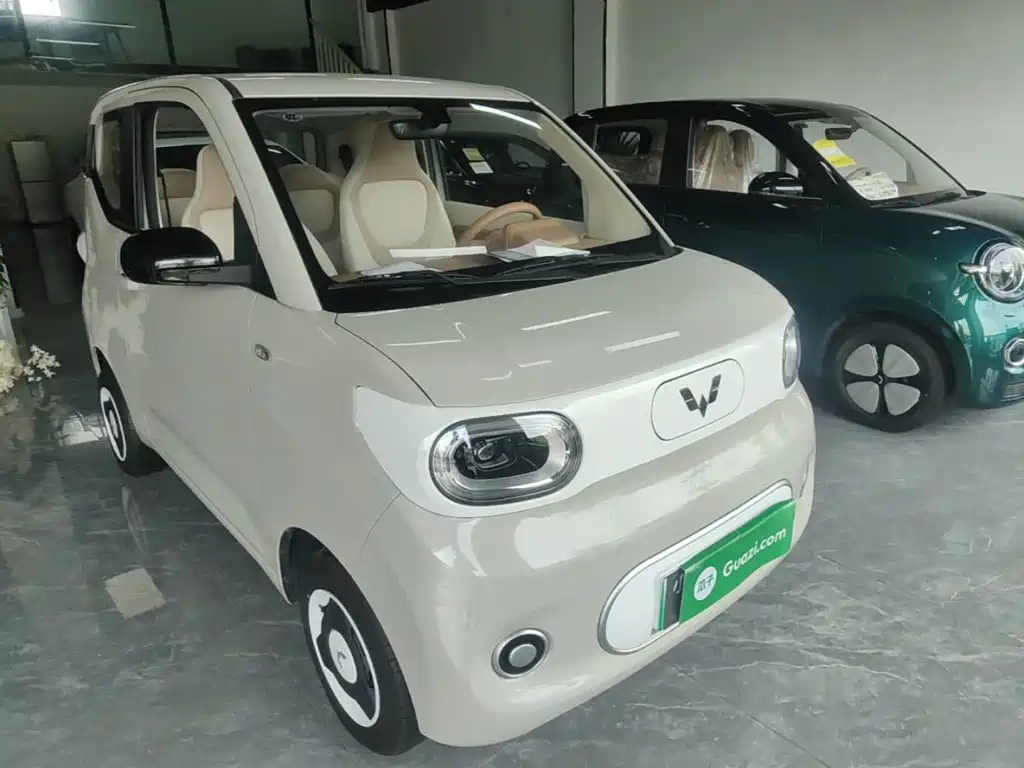 Wuling MINIEV — миниатюра 4