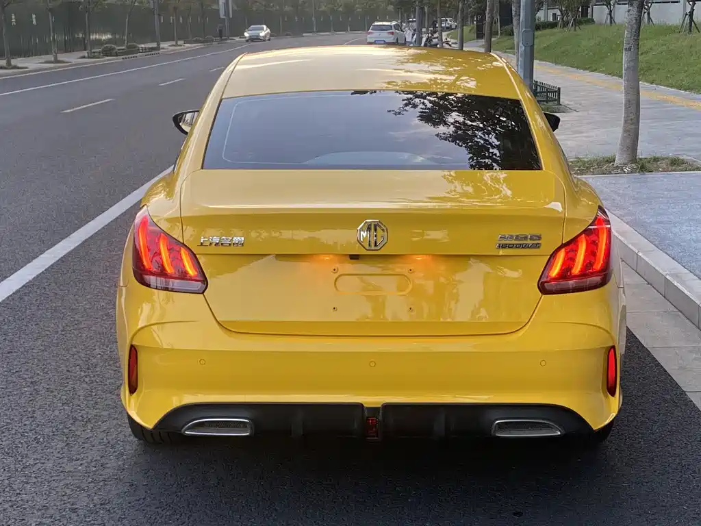 MG MG5 — миниатюра 6