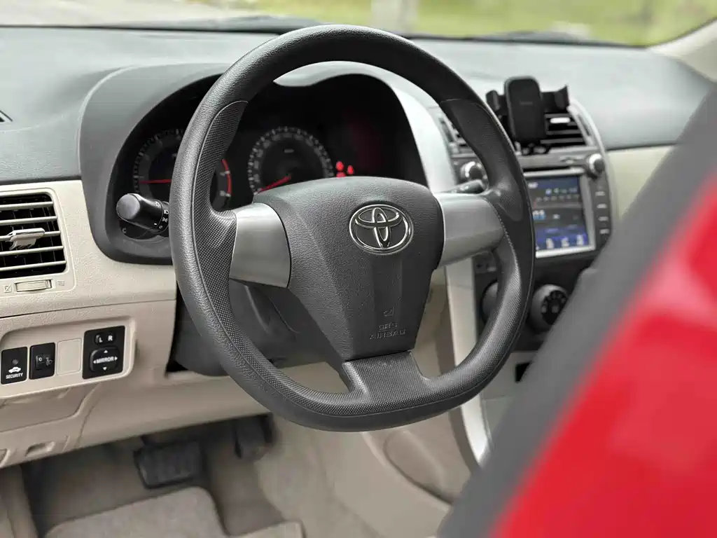 Toyota Corolla — миниатюра 12
