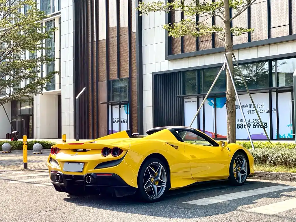 Ferrari F8 2020 Spider 3.9T V8