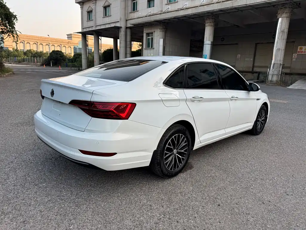 Volkswagen Sagitar — миниатюра 7