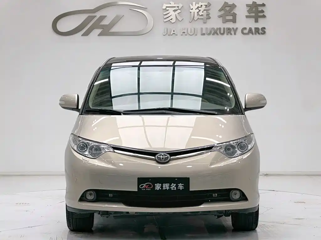 Toyota Previa — миниатюра 3