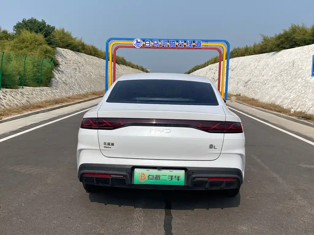 BYD Qin L — миниатюра 5
