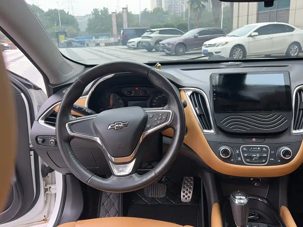 Chevrolet Malibu XL — миниатюра 10