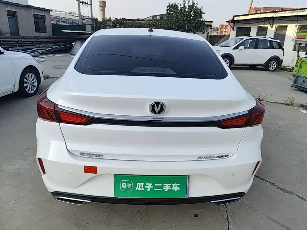 Changan Eado — миниатюра 6