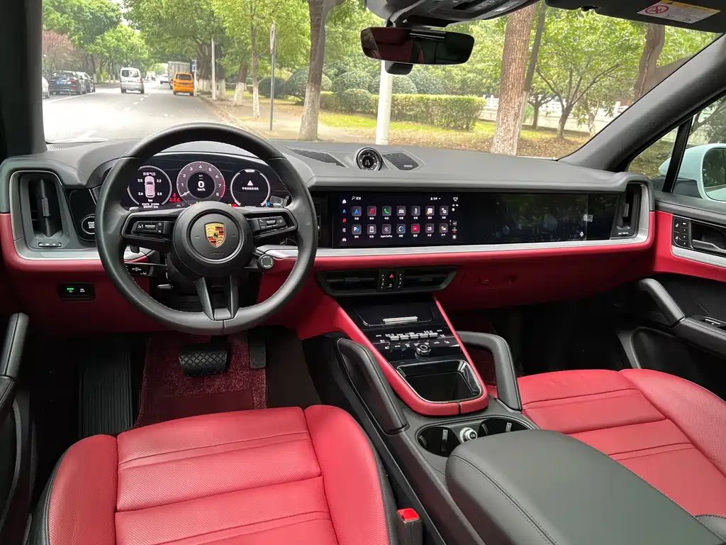Porsche Cayenne — миниатюра 16