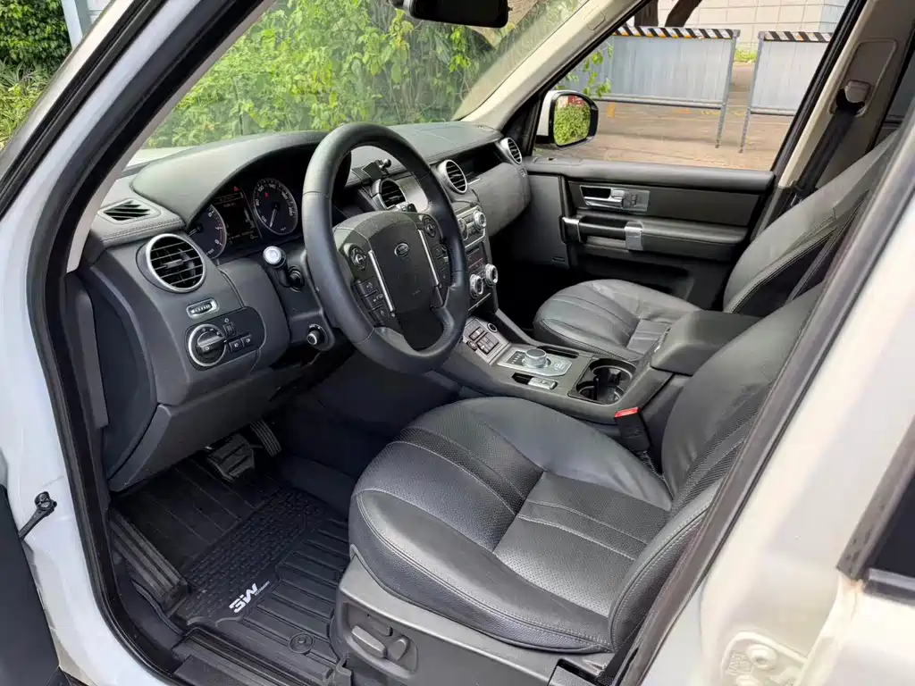 Land Rover Discovery — миниатюра 5