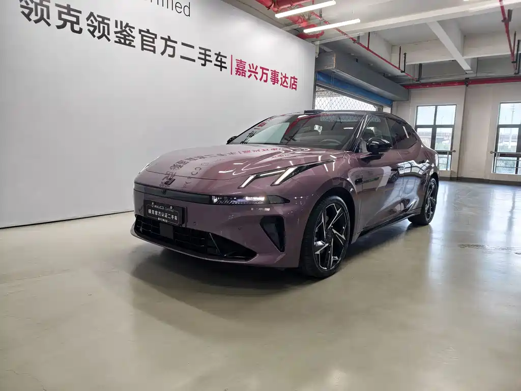 2025 Lynk & Co 07 - zdjęcie 1 z 18