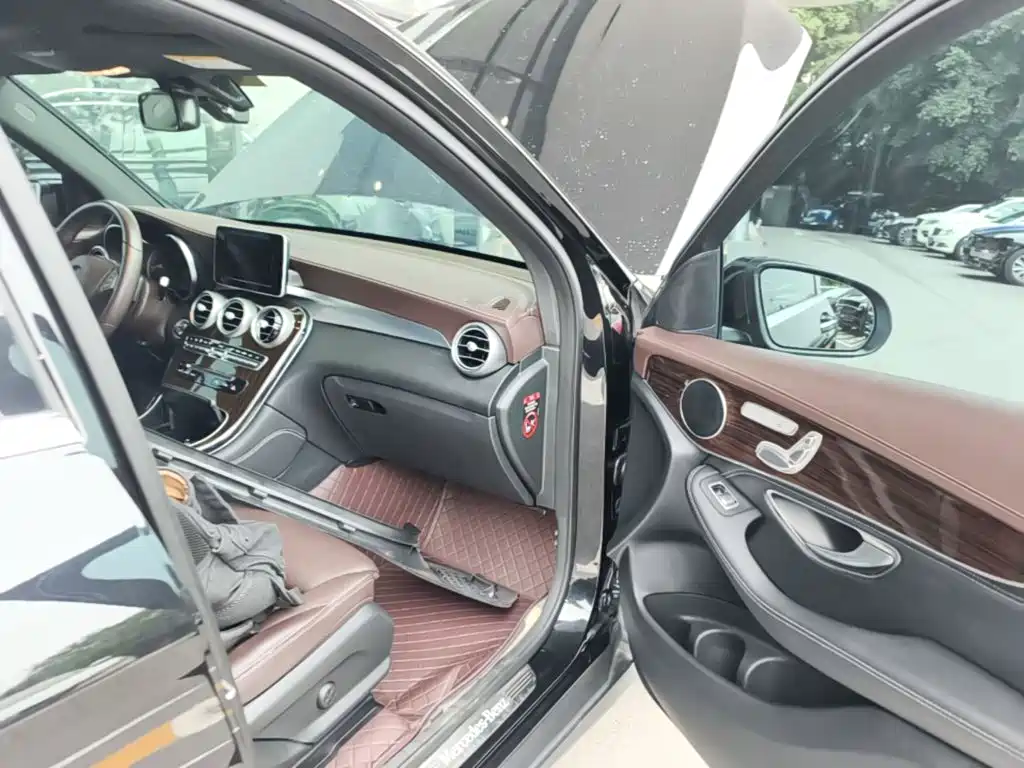 Mercedes-Benz GLC — миниатюра 9
