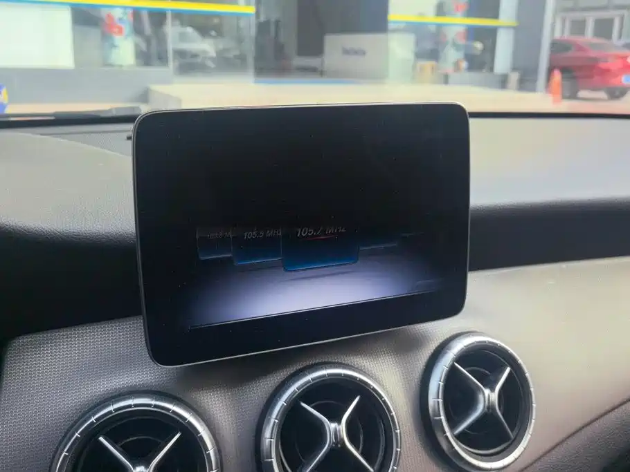 Mercedes-Benz CLA (Import) — миниатюра 13