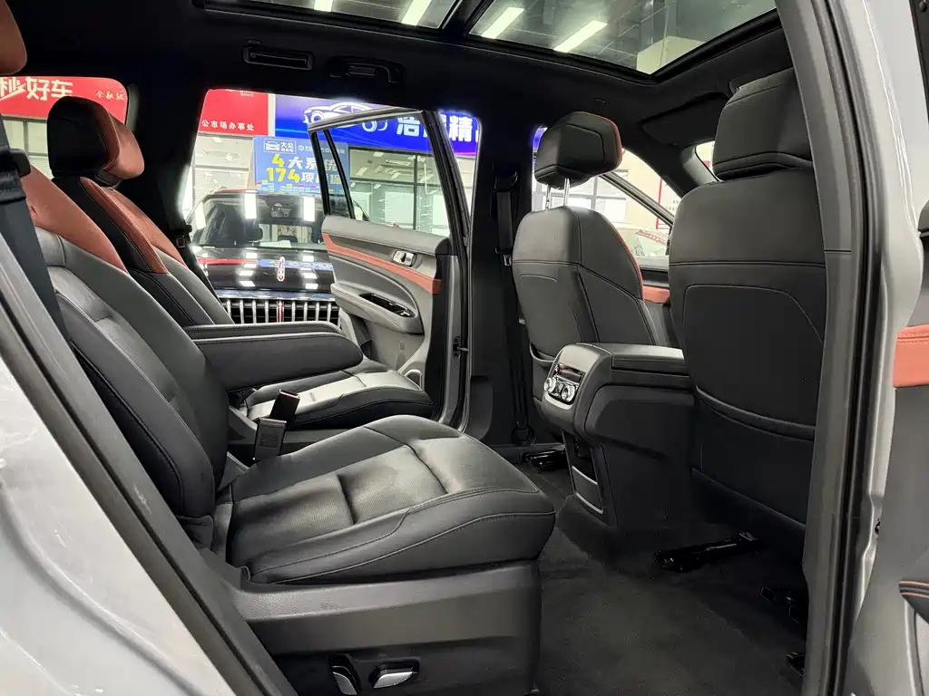 Ford Equator New Energy — миниатюра 8