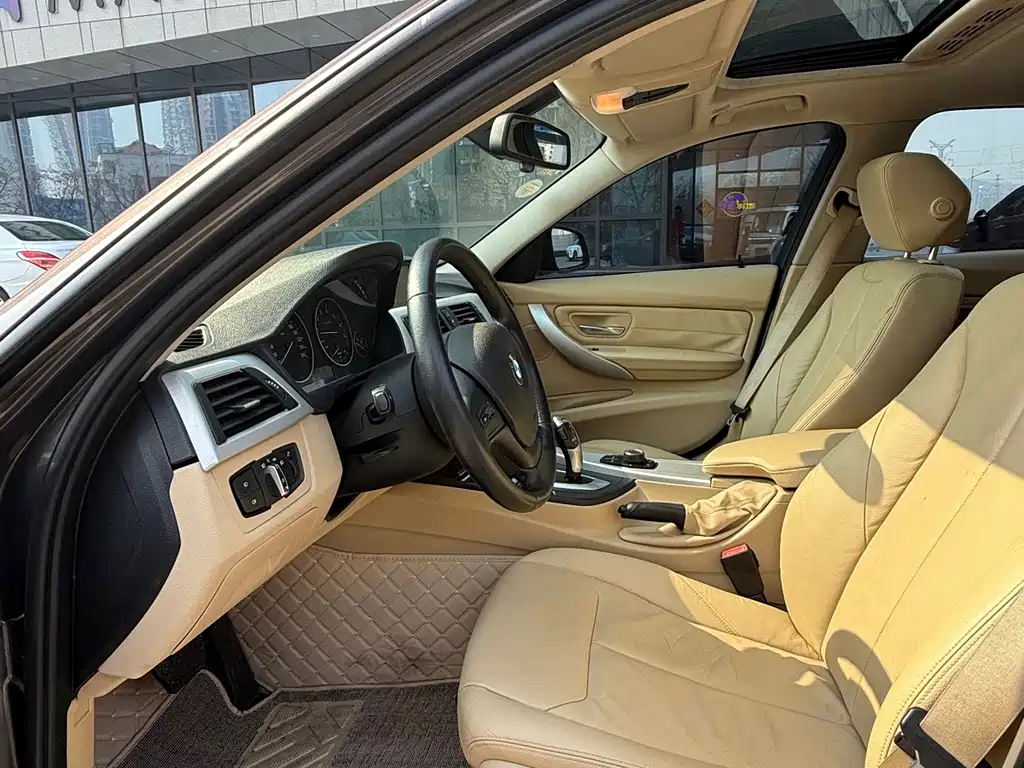 BMW 3 Series — миниатюра 10