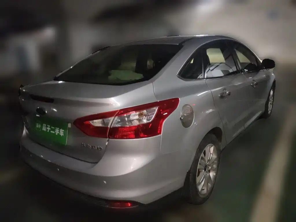 Ford Focus — миниатюра 5