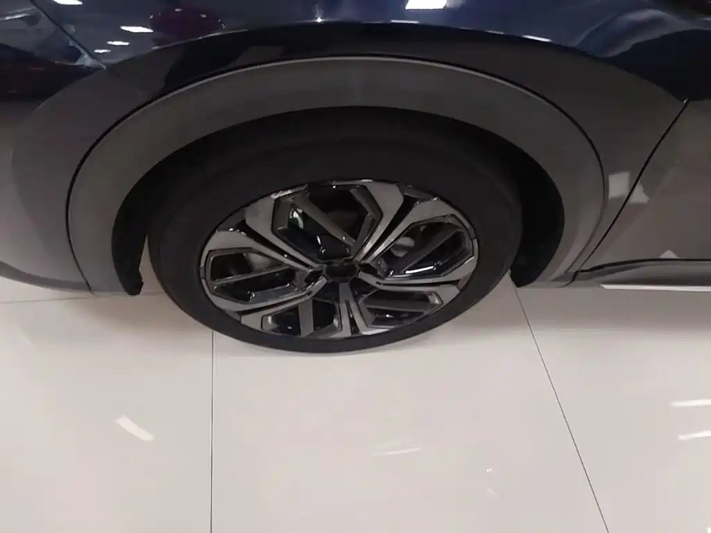 Citroen C5 X — миниатюра 23