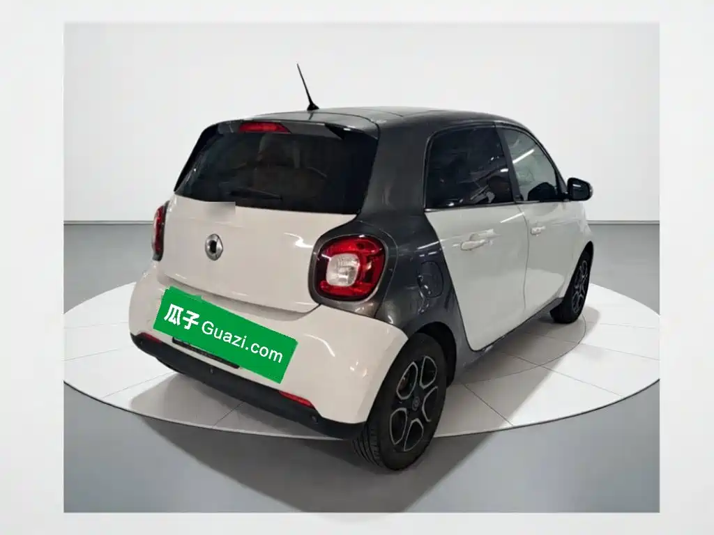 smart Smart Forfour — миниатюра 6