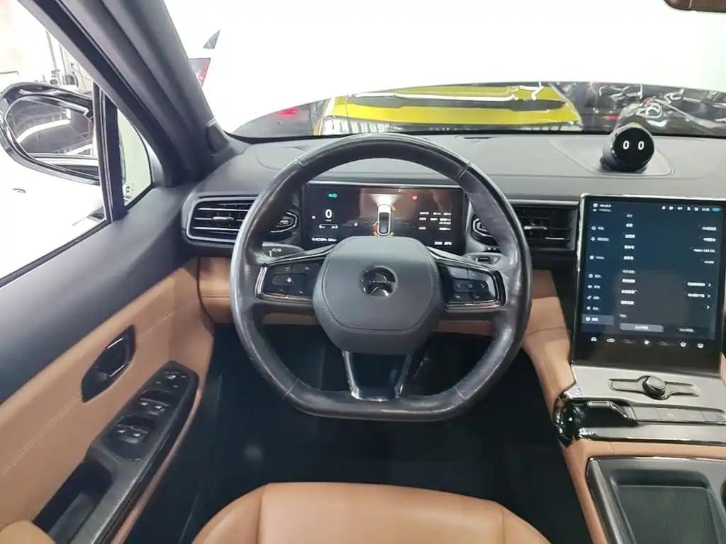 NIO ES6 — миниатюра 11