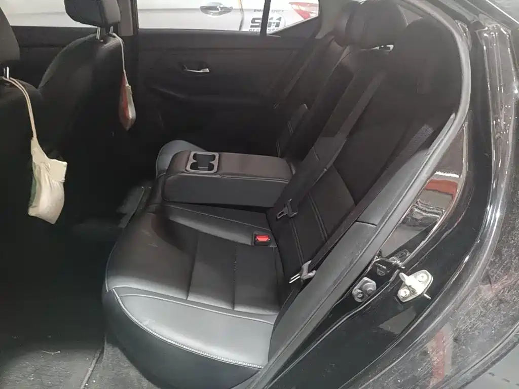 Nissan Sylphy — миниатюра 17