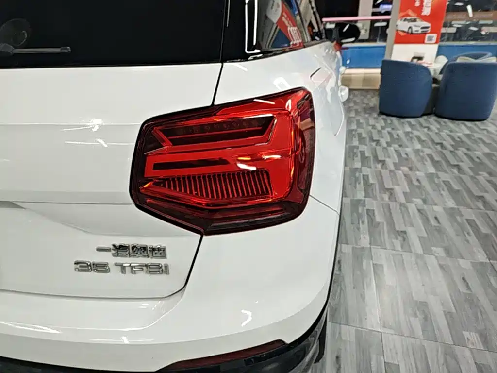 Audi Q2L — миниатюра 8