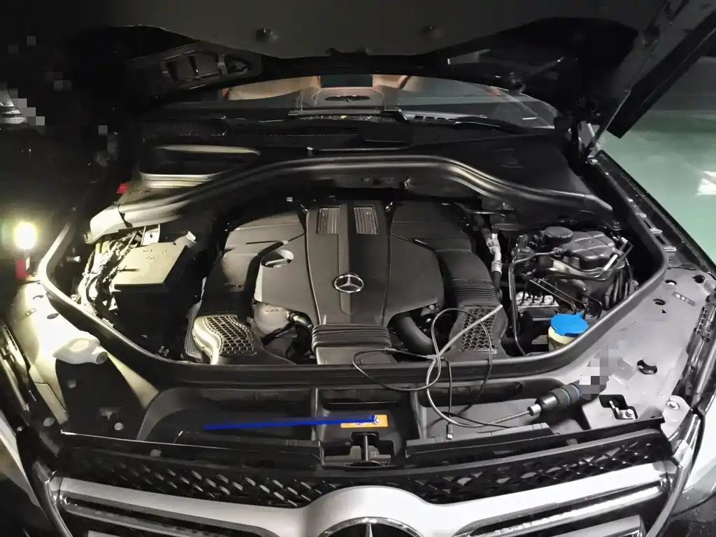 Mercedes-Benz GLE (Import) — миниатюра 21