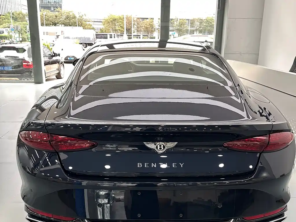 Bentley Continental PHEV — миниатюра 11