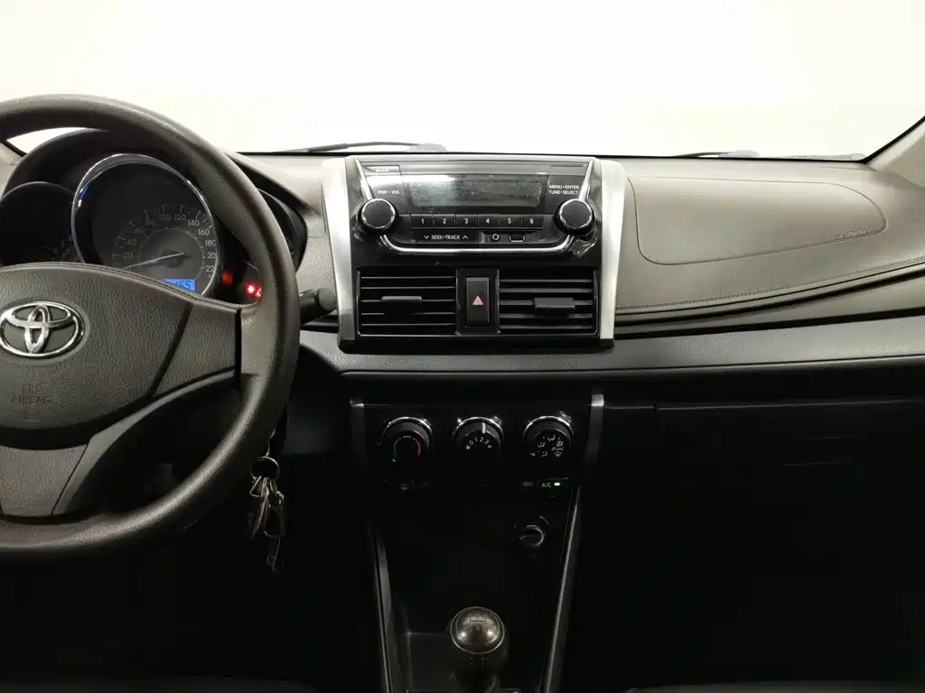 Toyota Vios — миниатюра 12