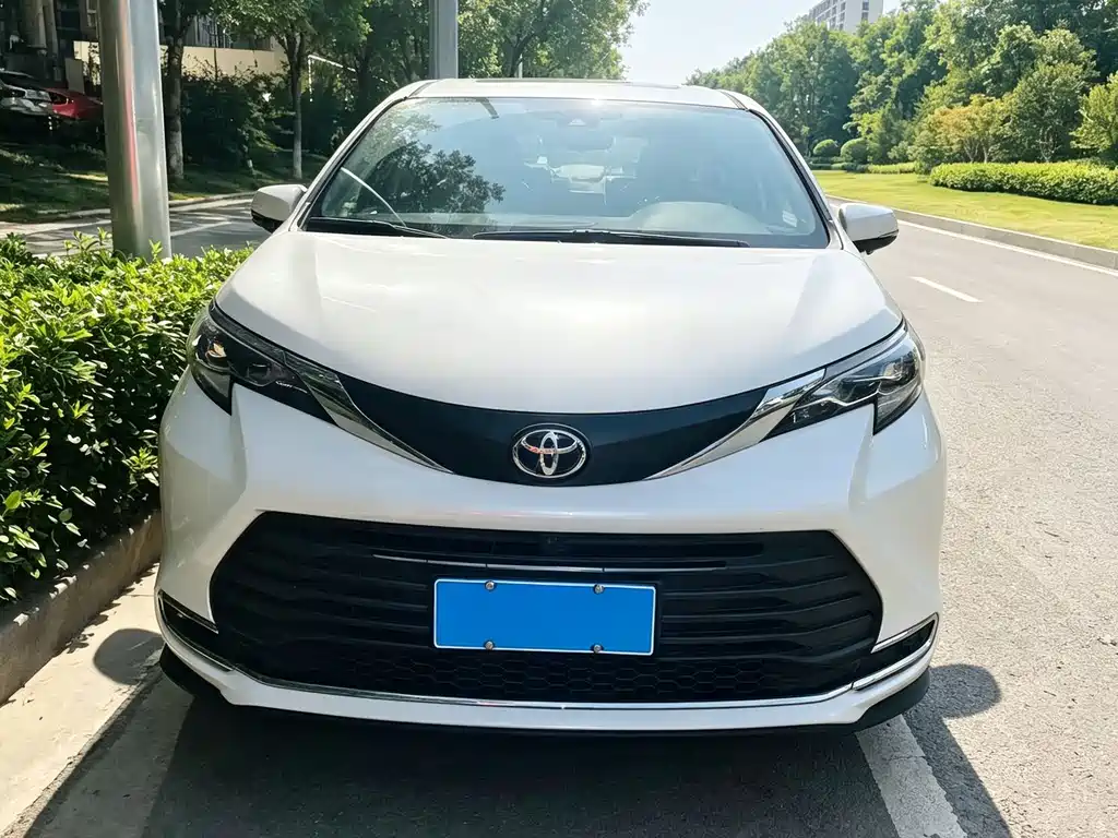 Toyota Sienna 2021 2.5L Comfort