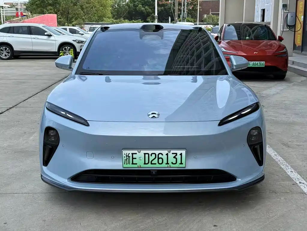 NIO ET5T — миниатюра 2