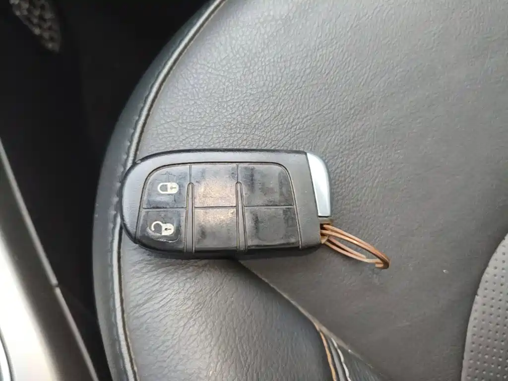 Jeep Compass — миниатюра 9