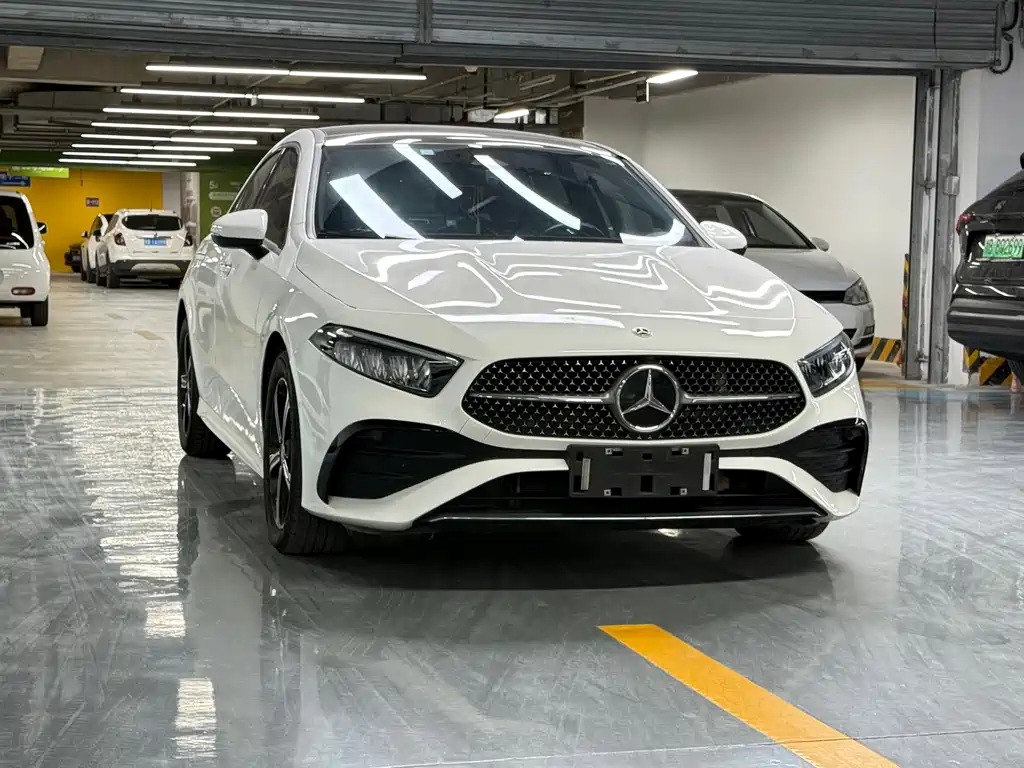 MERCEDES-BENZ A CLASS